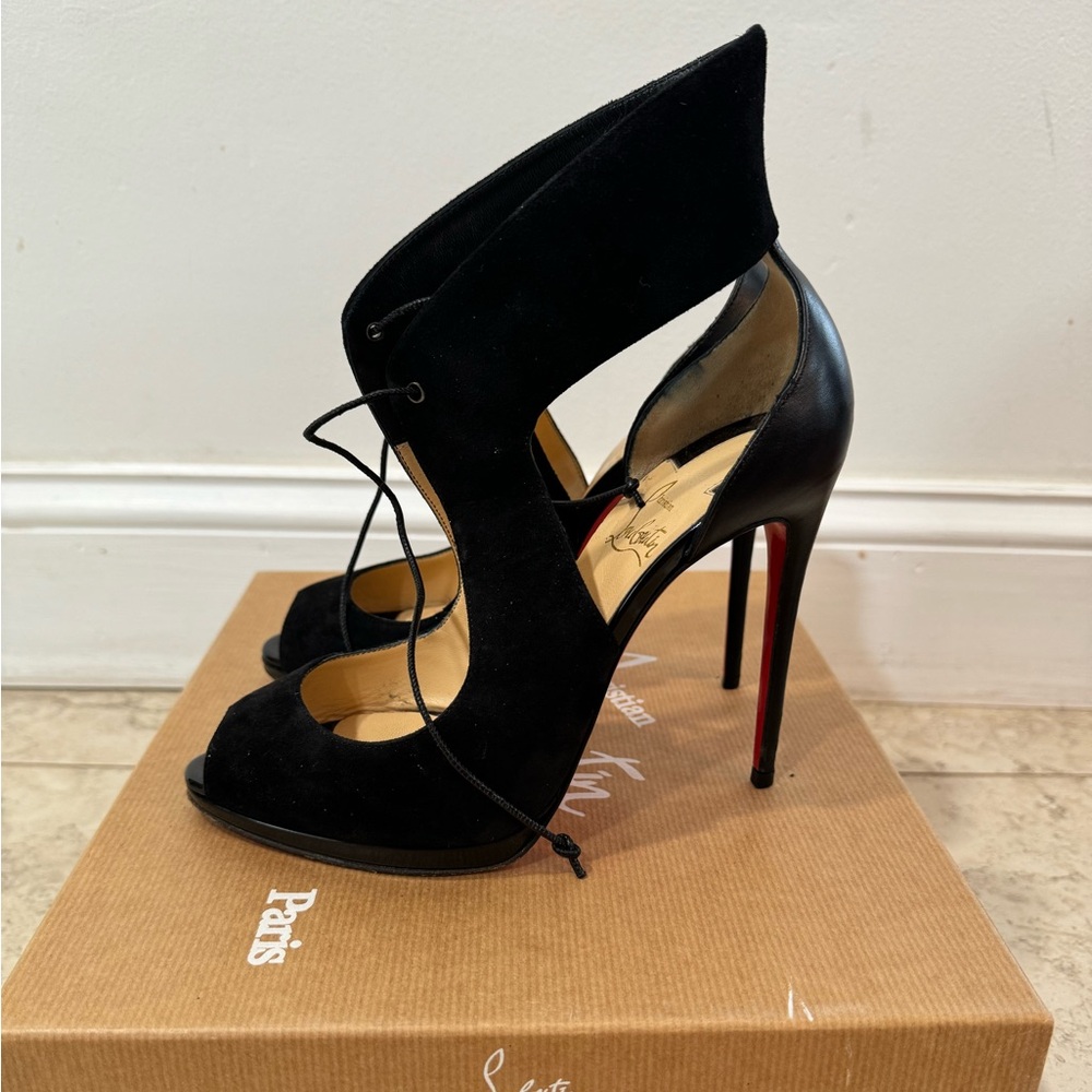 CHRISTIAN LOUBOUTIN Campanina Lace-Up Sandal - Picture 5 of 10